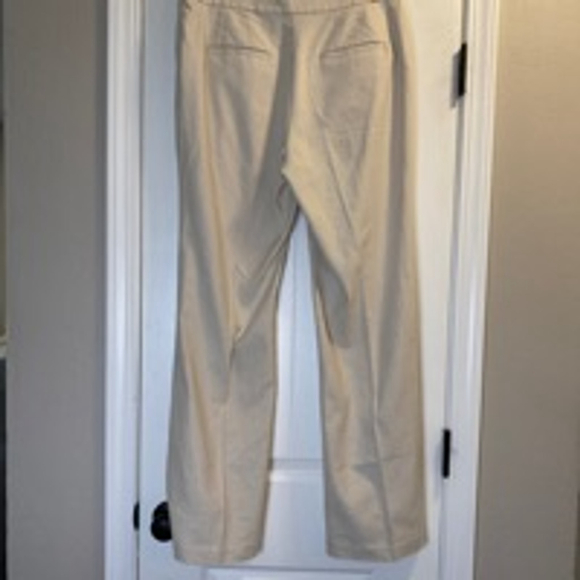 Women's LOFT Beige Pants Size 10 - Picture 3 of 7
